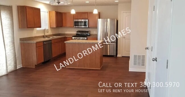 Building Photo - 8737 Cicada St