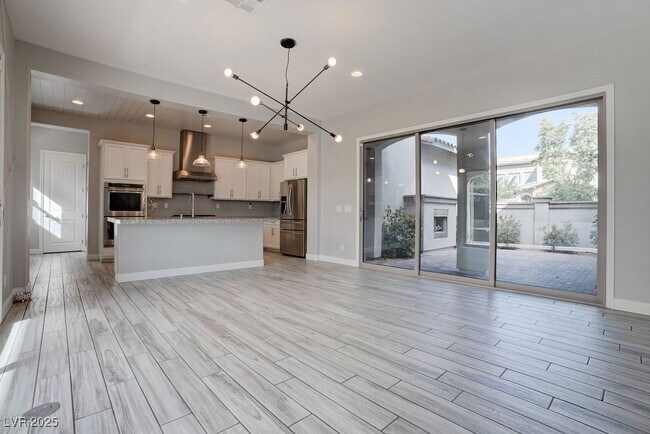 Building Photo - 367 Pollino Peaks St