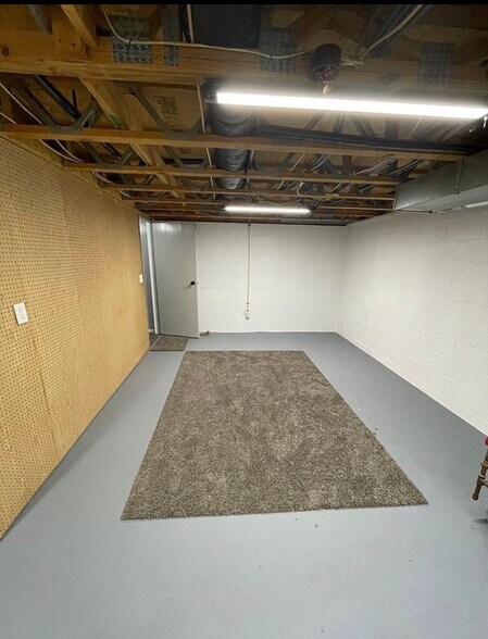 Building Photo - 1662 Blackhorse Ln