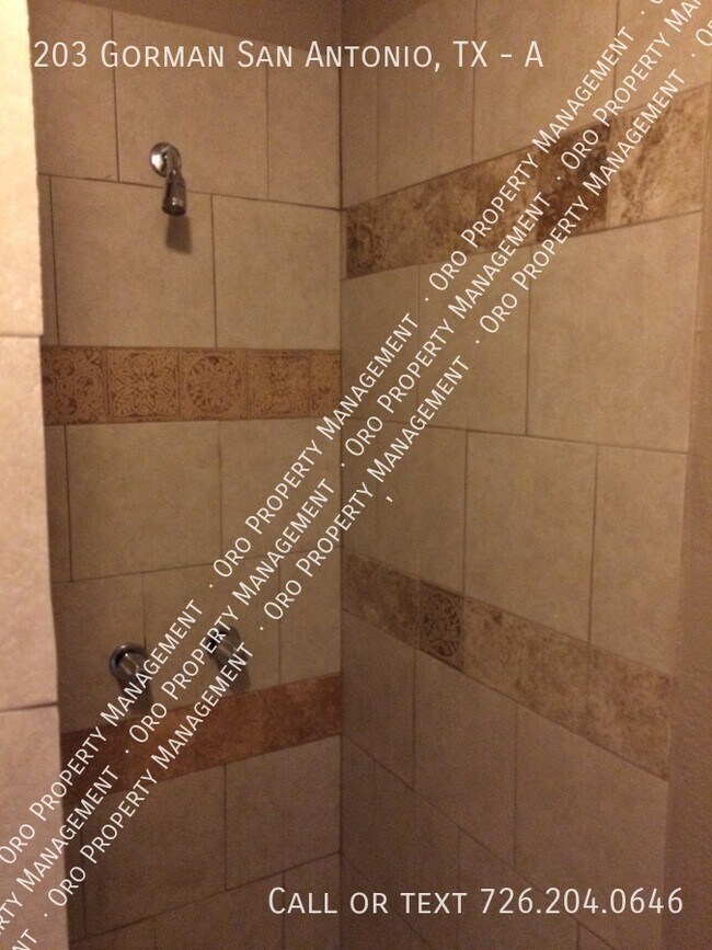 Building Photo - 203 Gorman