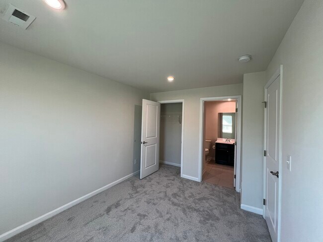 Building Photo - 1965 Stallings Rd