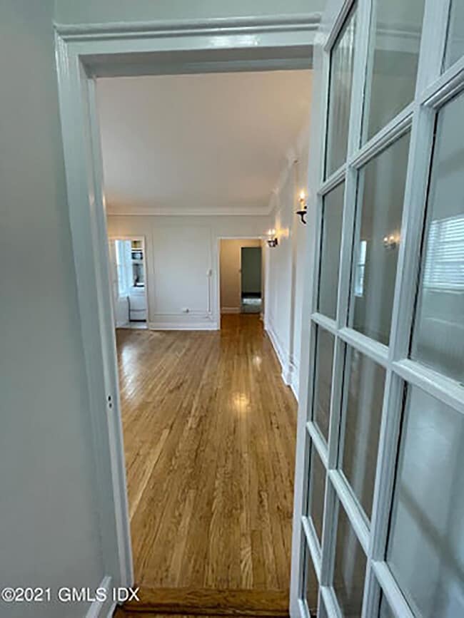 Building Photo - 271 Greenwich Ave