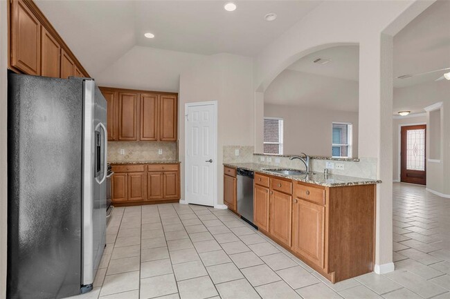 Building Photo - 24615 Tribeca Ln