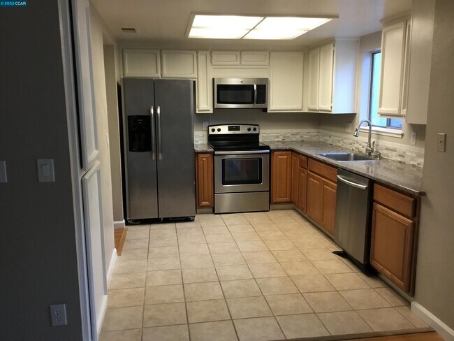 Building Photo - 6314 Port Gibson Ct
