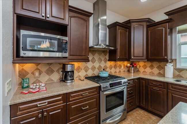 Building Photo - 15722 Green Cove Blvd