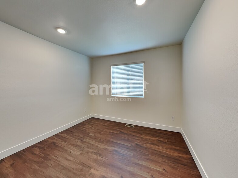 Building Photo - 3965 Patterdale Pl