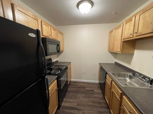 Building Photo - 20 Sentinel Court