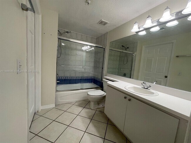 Building Photo - 3500 Coral Wy