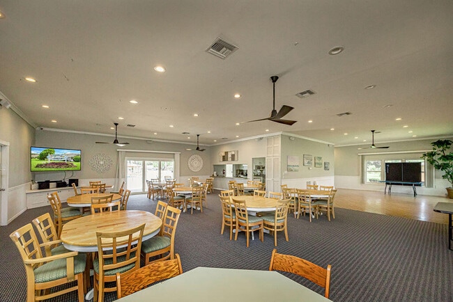 Building Photo - 270 High Point Ct