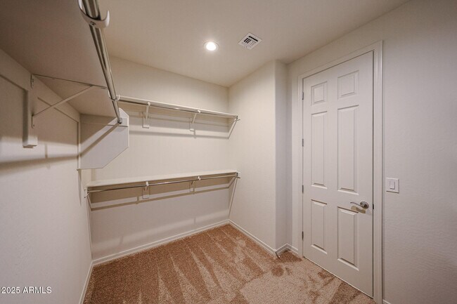 Building Photo - 27633 N 71st Ave