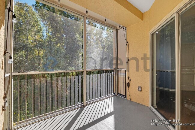 Building Photo - 5125 Palm Springs Blvd