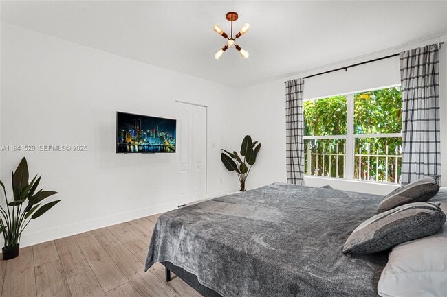 Building Photo - 37 NW 47th St