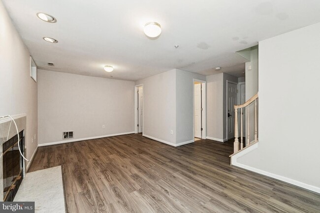 Building Photo - 9236 Owings Choice Ct