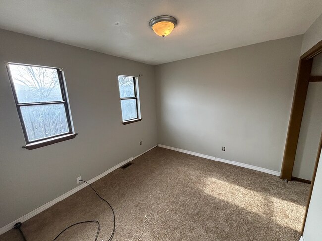 Building Photo - 2423 Farmstead St