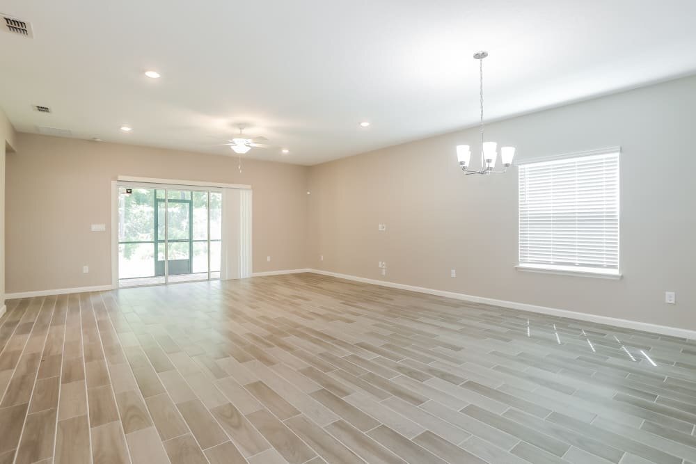 Building Photo - 6337 Bluff Ave