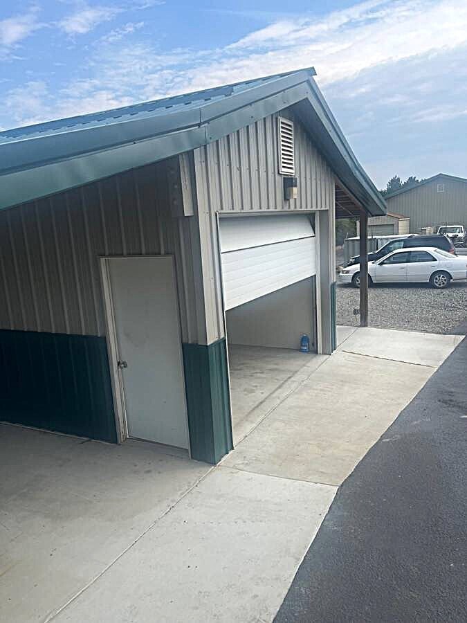 Building Photo - 2710 Mill Pond Rd
