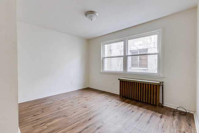 Building Photo - 525 Washington Ave