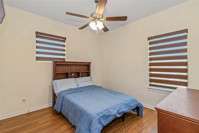 Building Photo - 2016 Santa Fe Cir