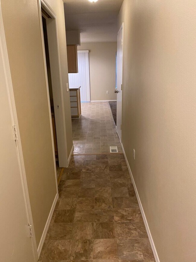 Building Photo - 136th Duplex