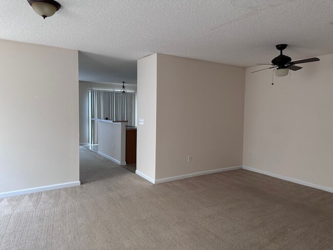 Building Photo - Move-in ready in Fleming Island Plantation