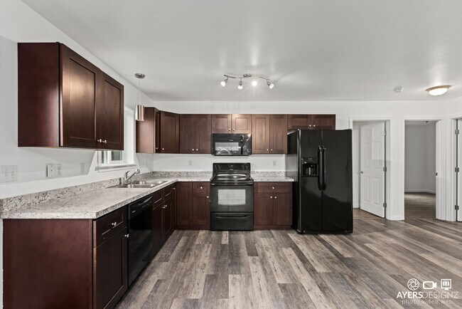 Building Photo - 3305 Togiak St unit C