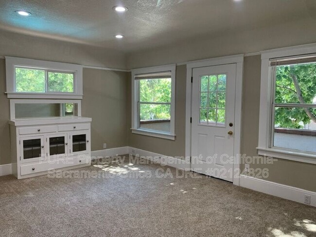 Building Photo - 1410 1/2 19th St