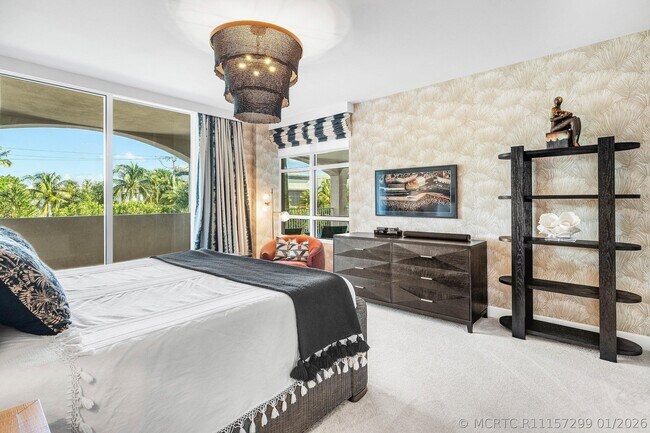Building Photo - 3700 S Ocean Blvd
