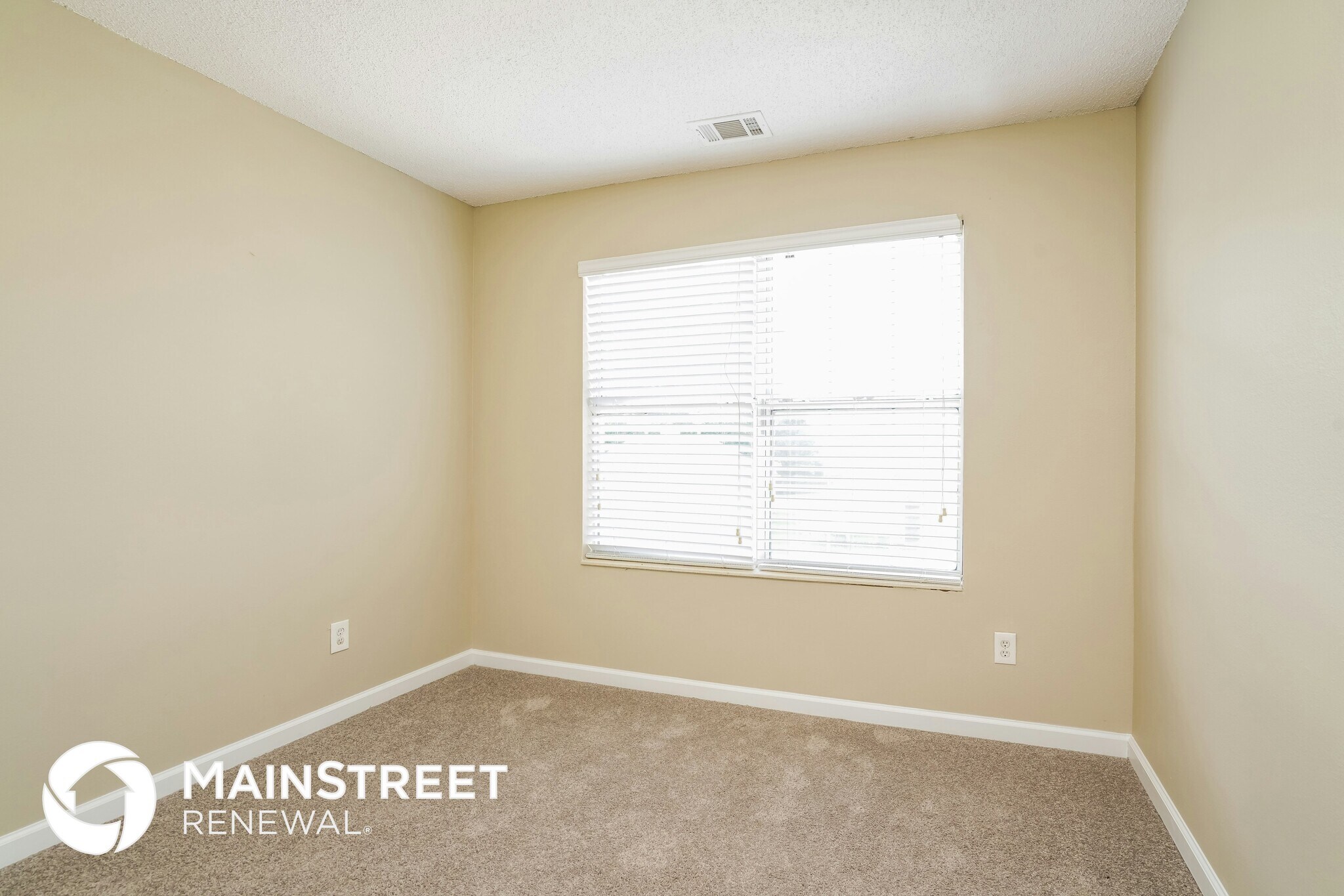 Building Photo - 6354 Klondike River Rd