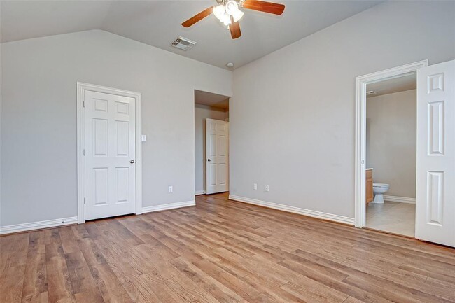 Building Photo - 5518 Gibralter Pl