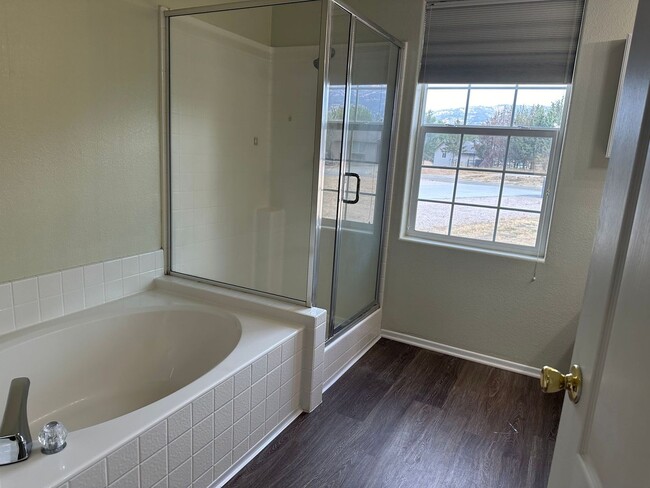 Building Photo - Coming Soon! In Bear Valley Springs! 3+2 p...