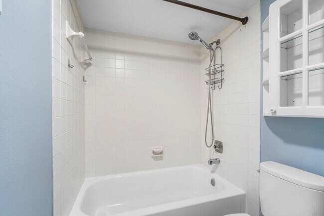 Building Photo - 1311 13th Terrace
