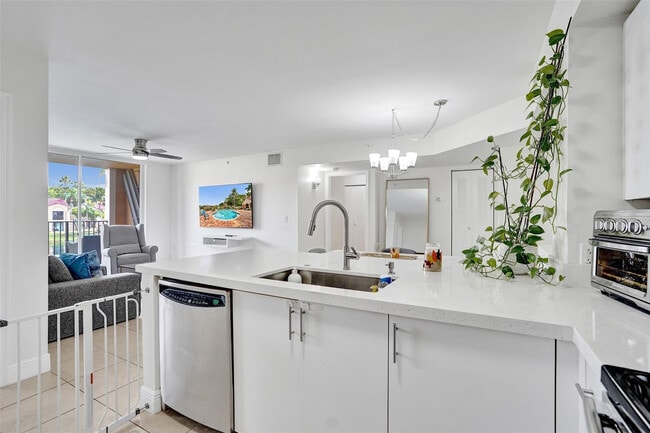 Building Photo - 2163 Renaissance Blvd