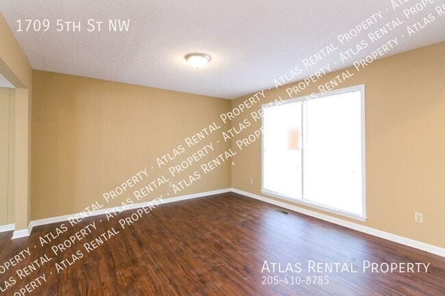Building Photo - 1709 5th St NW