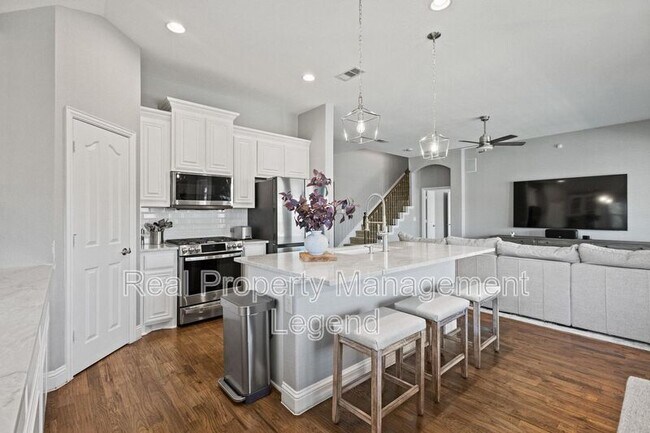 Building Photo - 1451 Cedar Hollow Dr