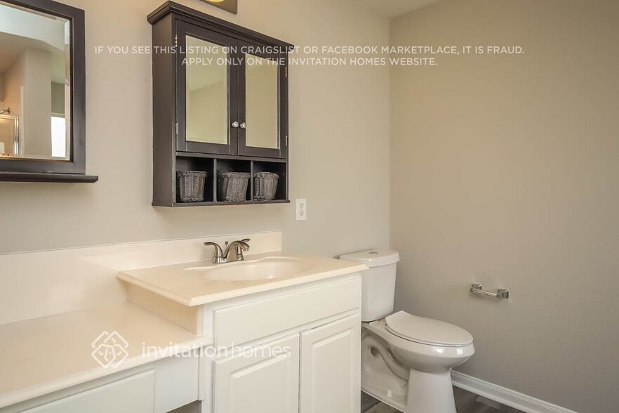 Building Photo - 4907 Bentonite Blvd