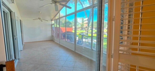 Building Photo - 7299 Lugano Dr