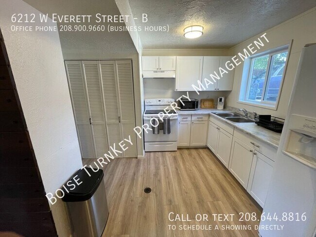 Building Photo - 6212 Everett St
