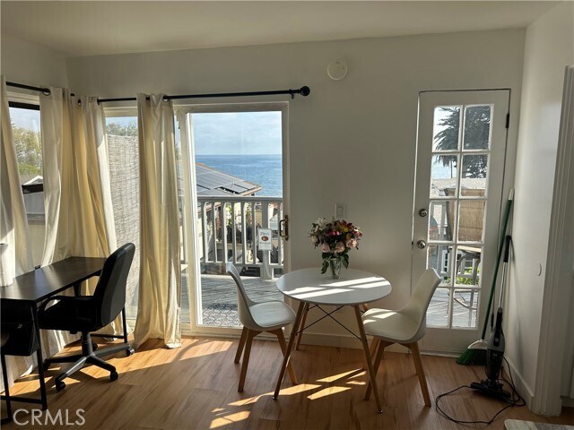 Building Photo - 2127 S Coast Hwy