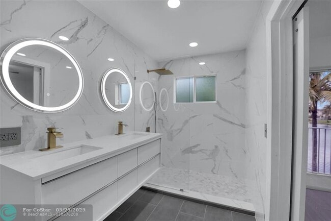 Building Photo - 12925 SW 28th Ct