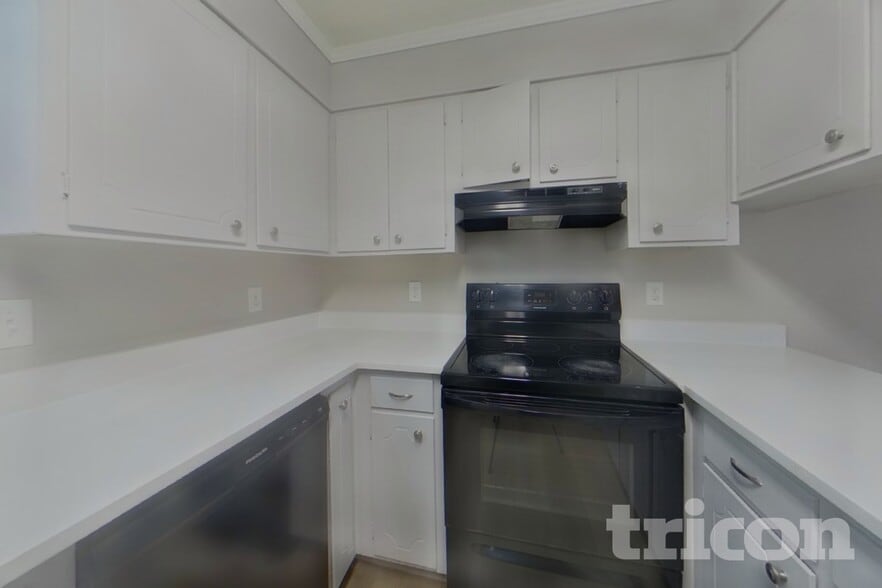 Building Photo - 605 Colorado Ct