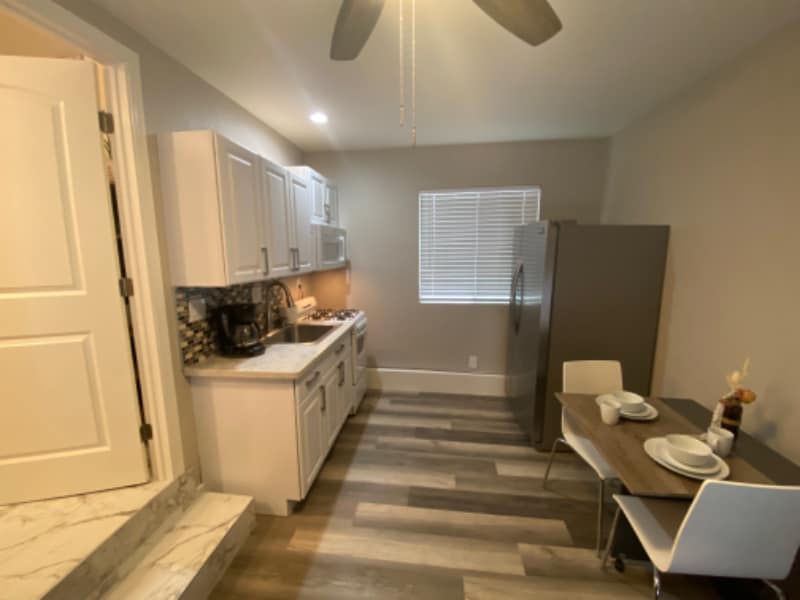 Building Photo - 5097 Oakbrook Cir