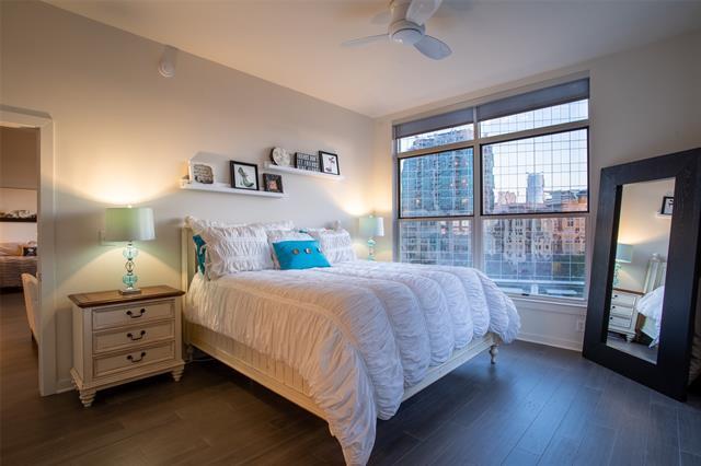 Building Photo - 2323 N Houston St