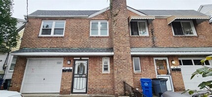 Building Photo - 40-19-4196 196th St