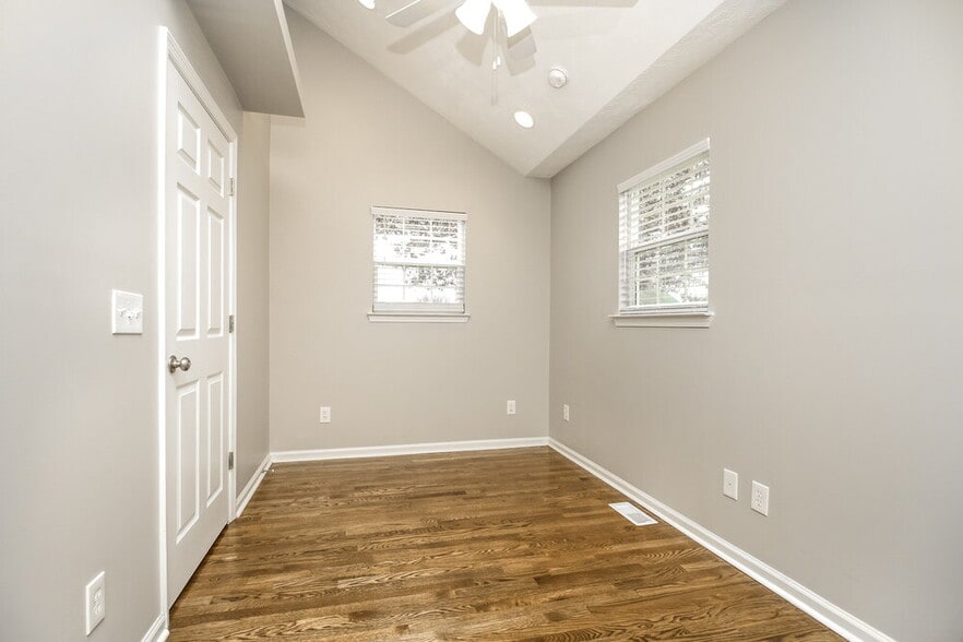 Building Photo - 937 Pebble Beach Cir