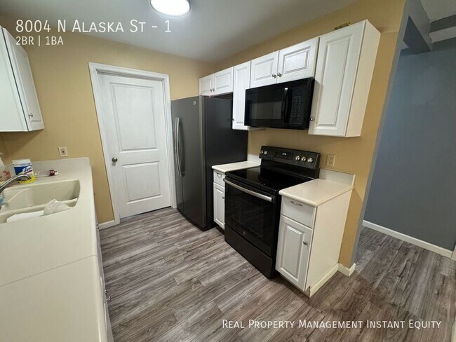 Building Photo - 8004 N Alaska St