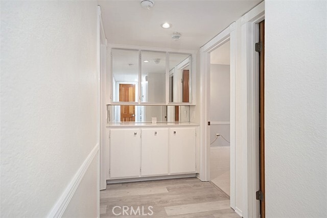 Building Photo - 41495 Avenida De La Reina