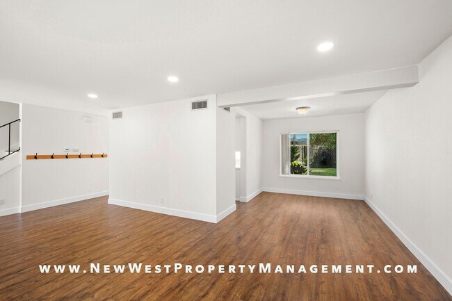 Building Photo - Renovated Poway 5-Bedroom, Available Now! ...