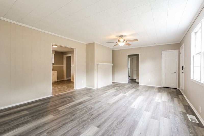 Building Photo - 2229 Ridgewood Ave