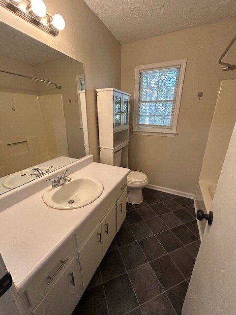 Building Photo - 2353 Murell Rd