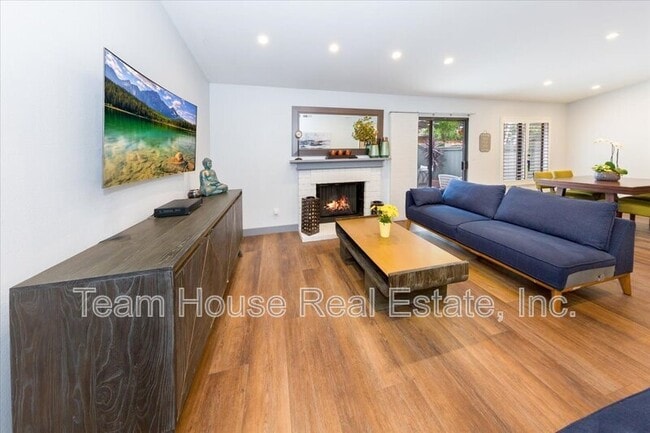 Building Photo - 26076 Viento Ct